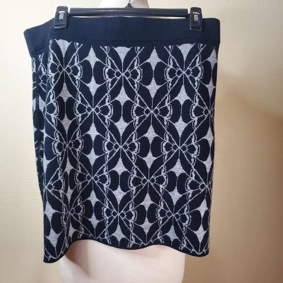 Wool mix black and white short VA reversible skirt No size, probably size Large - Picture 1 of 13